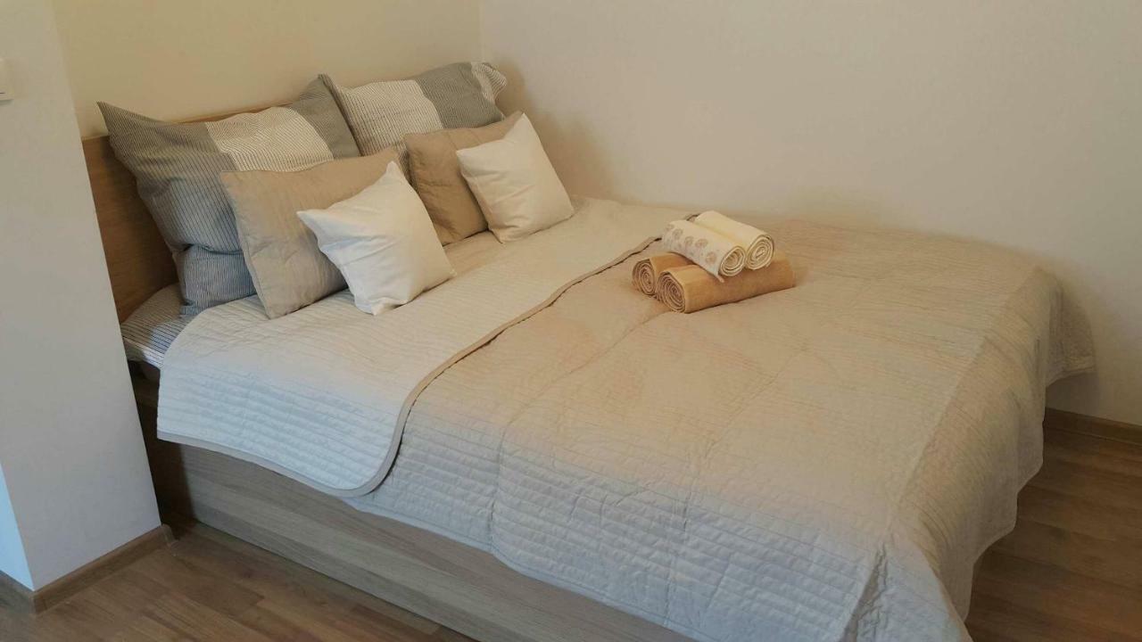 Pod Zamkiem 2 Sypialnie, Salon, 70 M, Komfort, Max 7 Os Apartman Lublin Kültér fotó